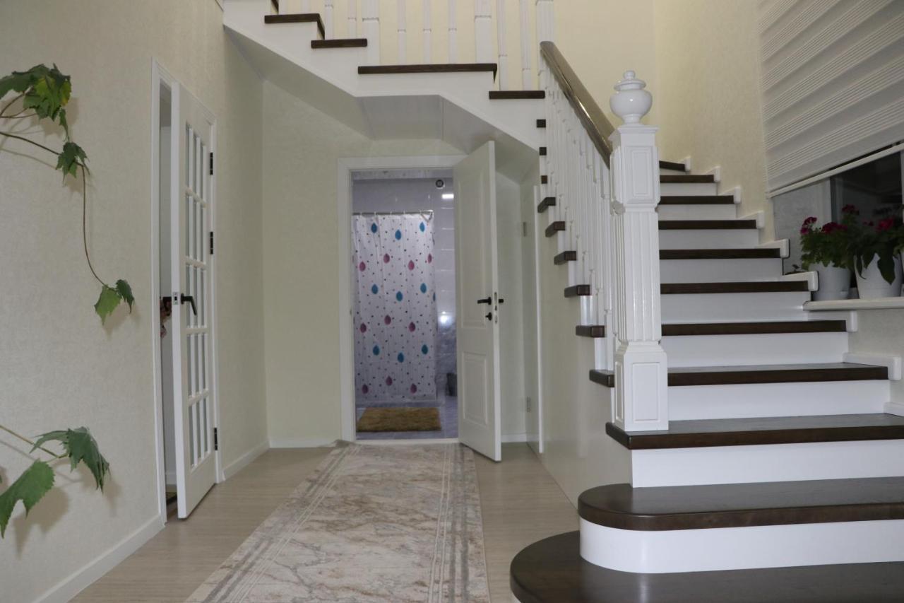 Bokonbayevo Guest House Semetei מראה חיצוני תמונה
