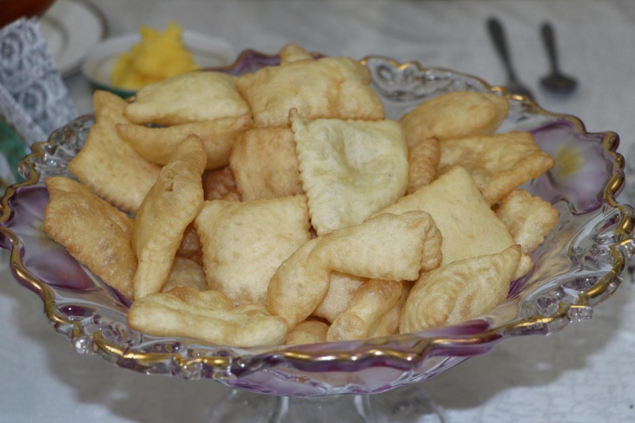 Bokonbayevo Guest House Semetei מראה חיצוני תמונה