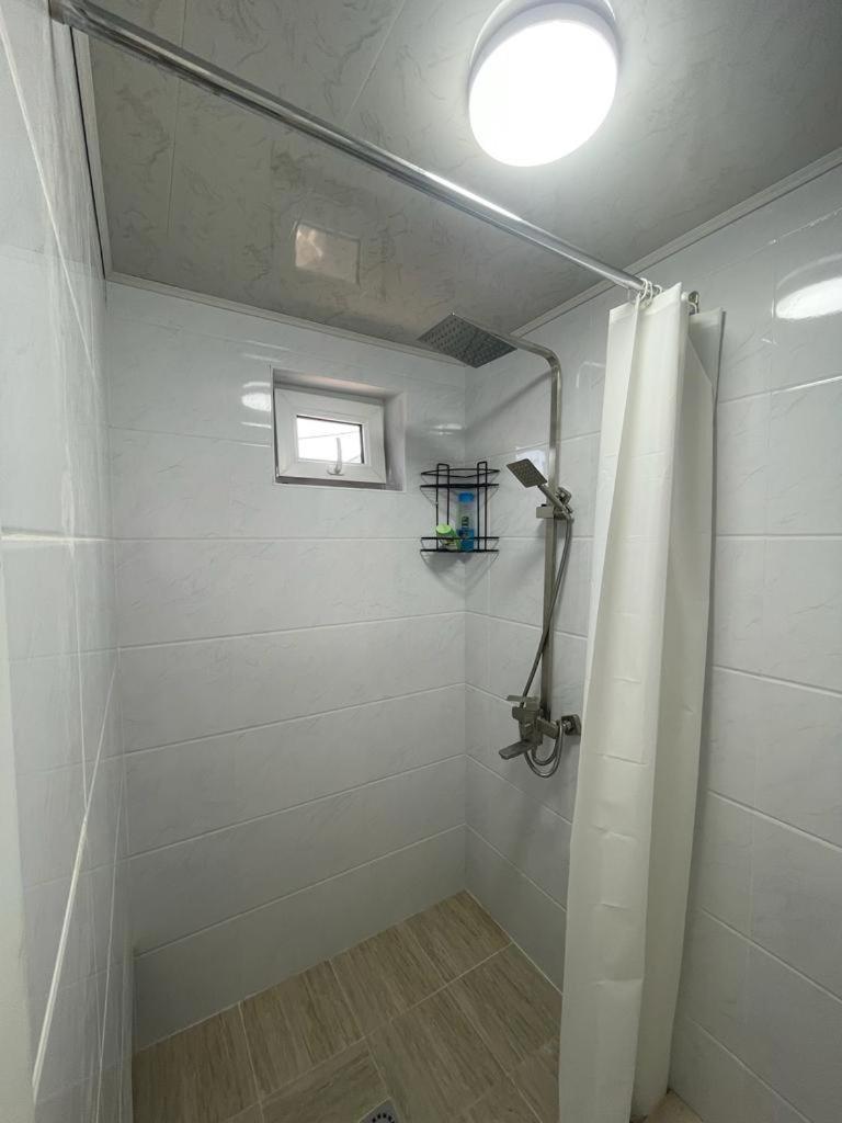 Bokonbayevo Guest House Semetei מראה חיצוני תמונה