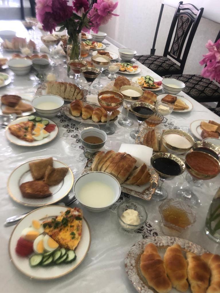 Bokonbayevo Guest House Semetei מראה חיצוני תמונה